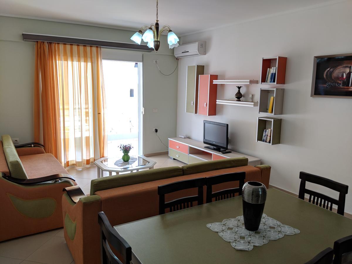 Seafront Apartment Sarandë Exterior foto